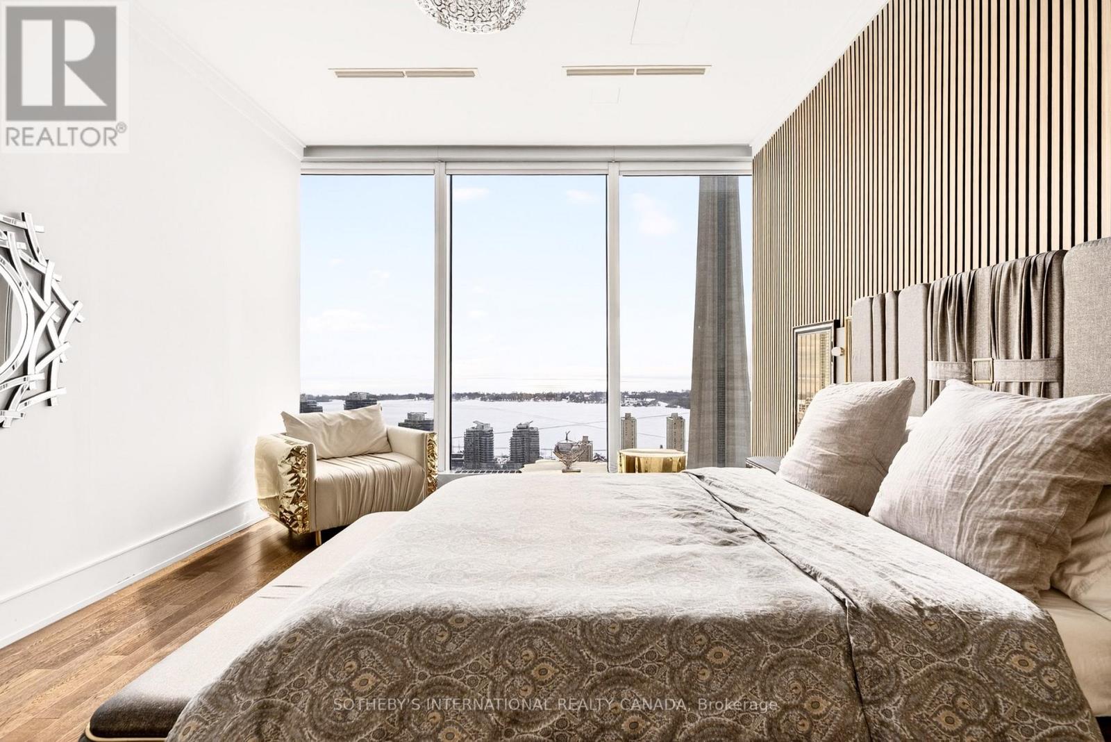 3905 - 183 Wellington Street W, Toronto, Ontario  M5V 0A1 - Photo 26 - C12830948