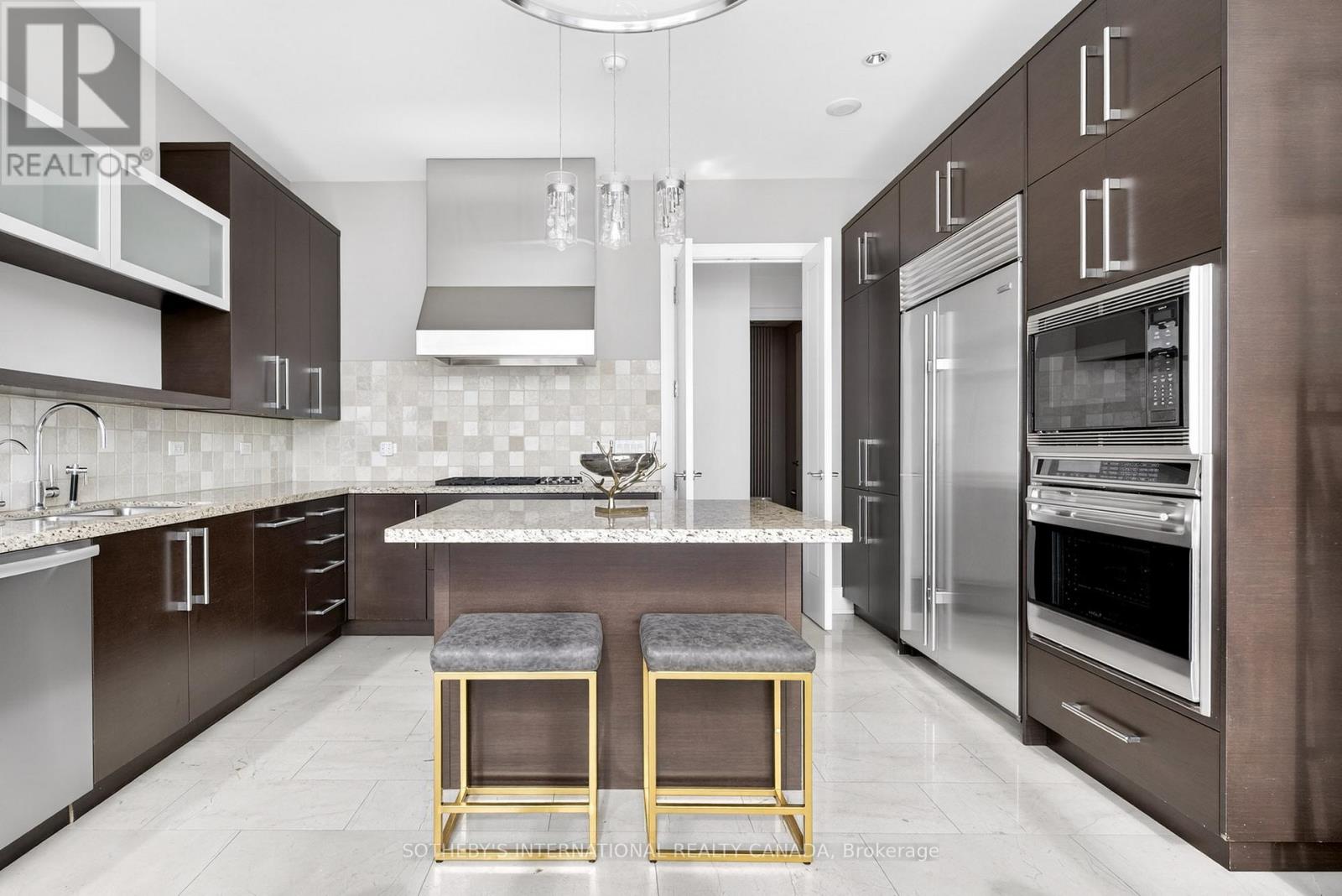 3905 - 183 Wellington Street W, Toronto, Ontario  M5V 0A1 - Photo 43 - C12830948