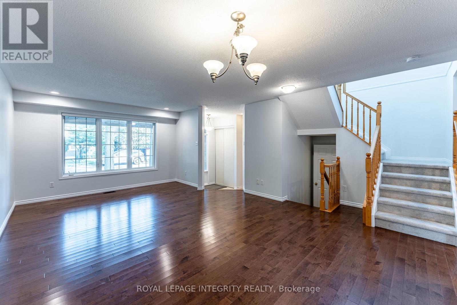 71 Appledale Drive, Ottawa, Ontario  K2J 4W6 - Photo 7 - X12831000