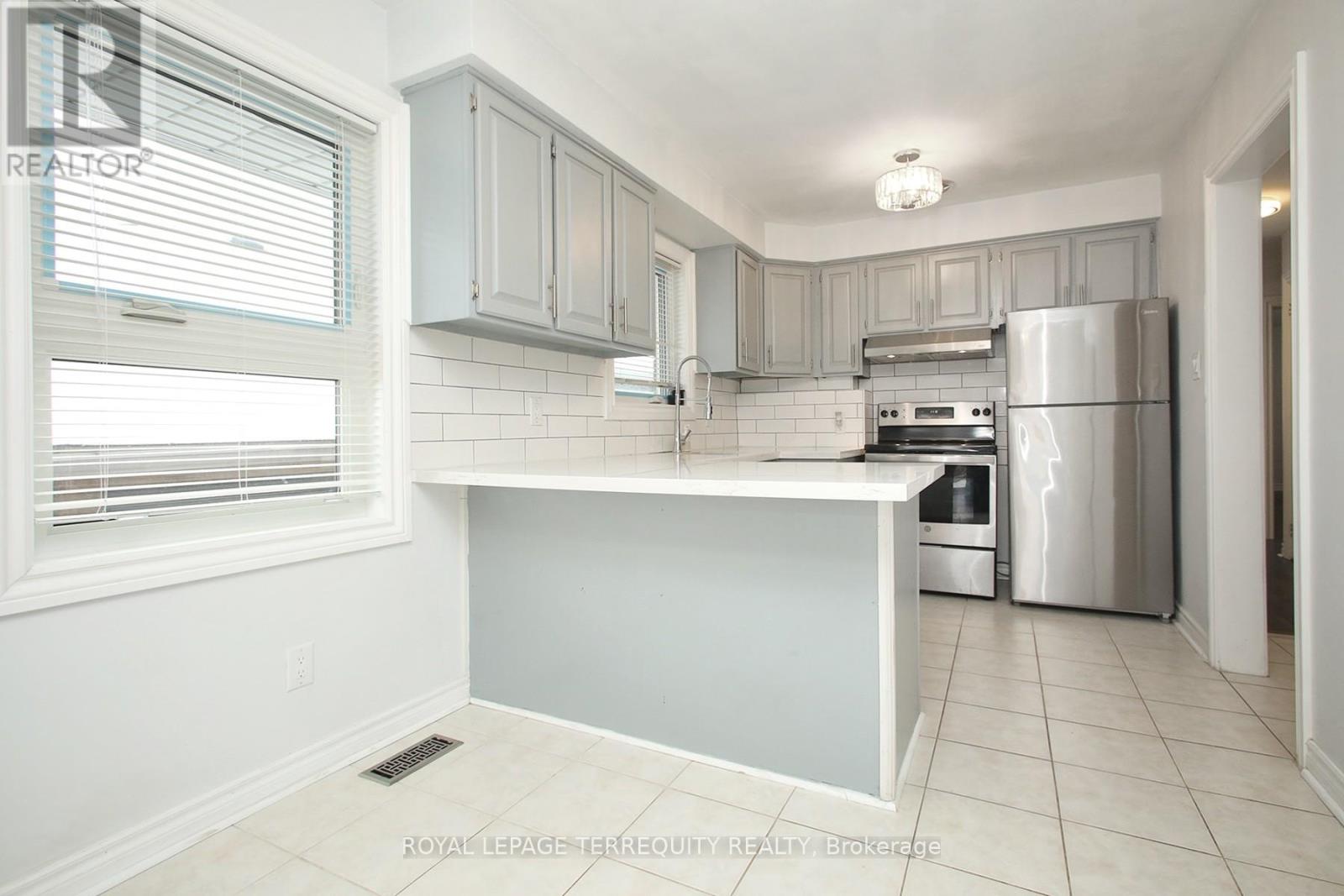 1 Barnes Crescent, Toronto, Ontario  M1G 1Z8 - Photo 15 - E12830924