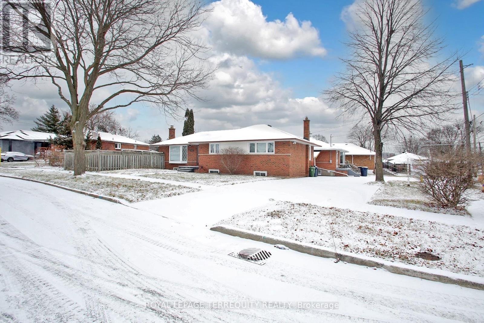 1 Barnes Crescent, Toronto, Ontario  M1G 1Z8 - Photo 32 - E12830924