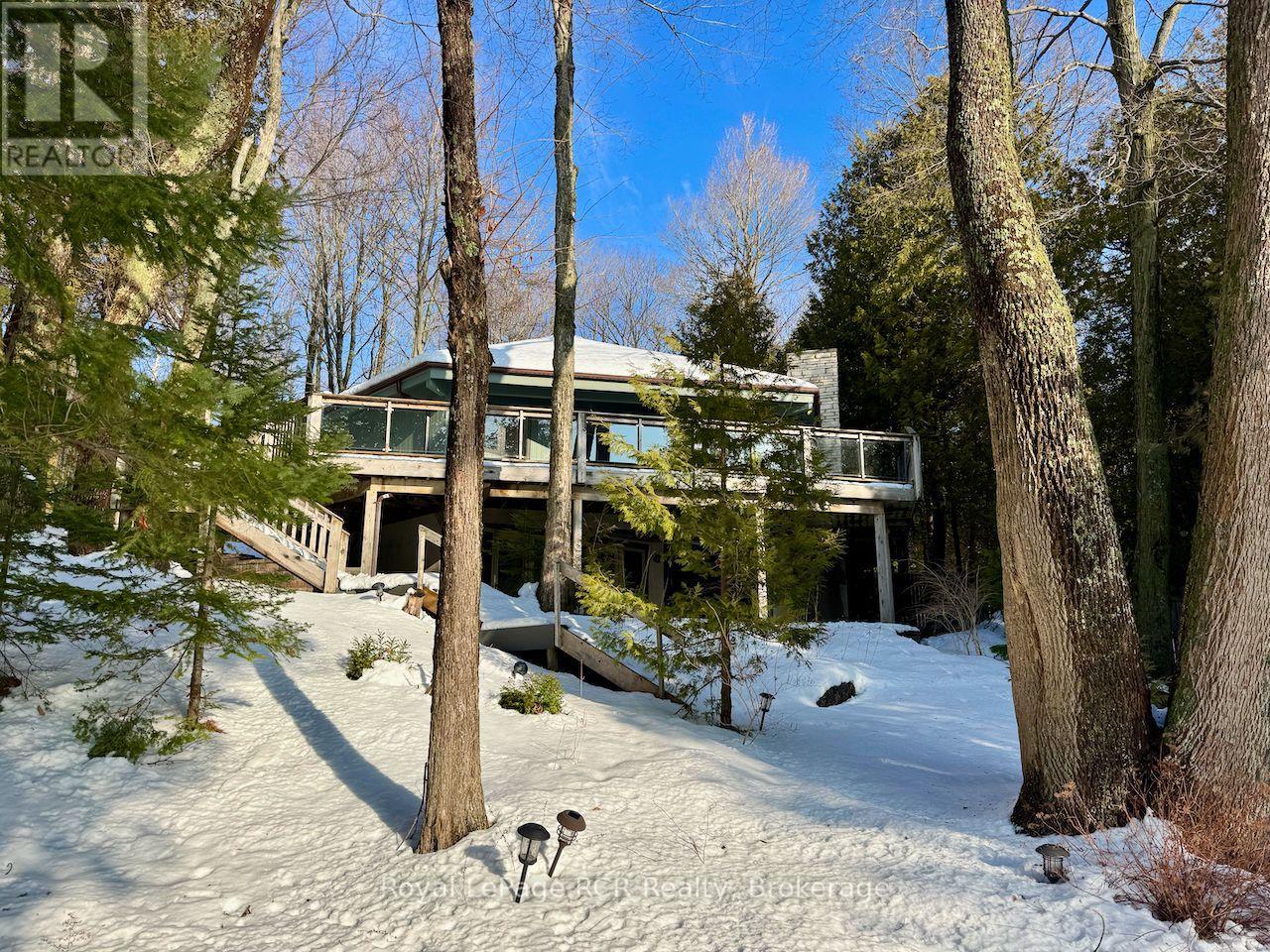 15 Georgian Drive, Northern Bruce Peninsula, Ontario  N0H 1W0 - Photo 2 - X12217606