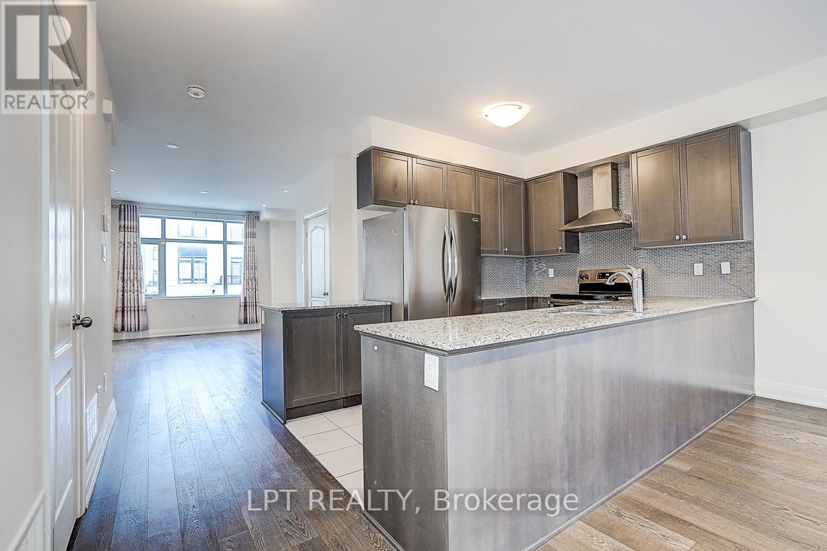 84 William Saville Street, Markham, Ontario  L3R 9S3 - Photo 13 - N12830938