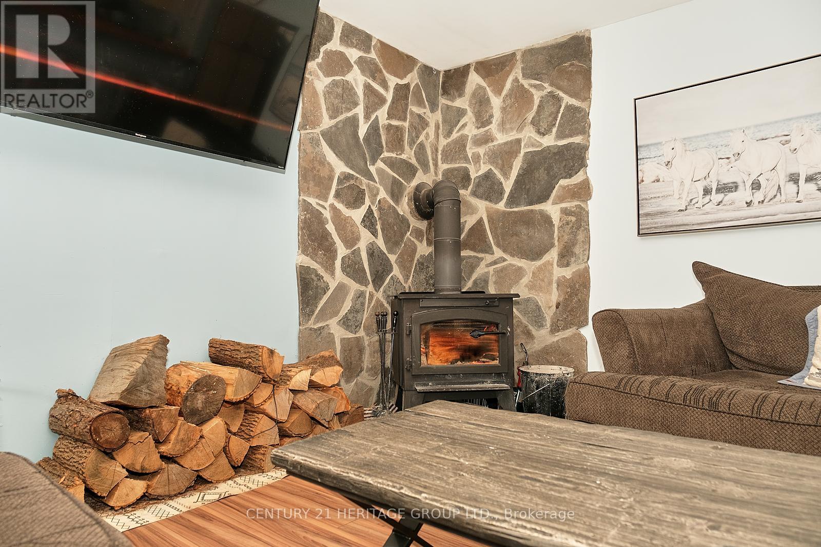 1945 Penetanguishene Road, Oro-Medonte, Ontario  L4M 4Y8 - Photo 14 - S12830926