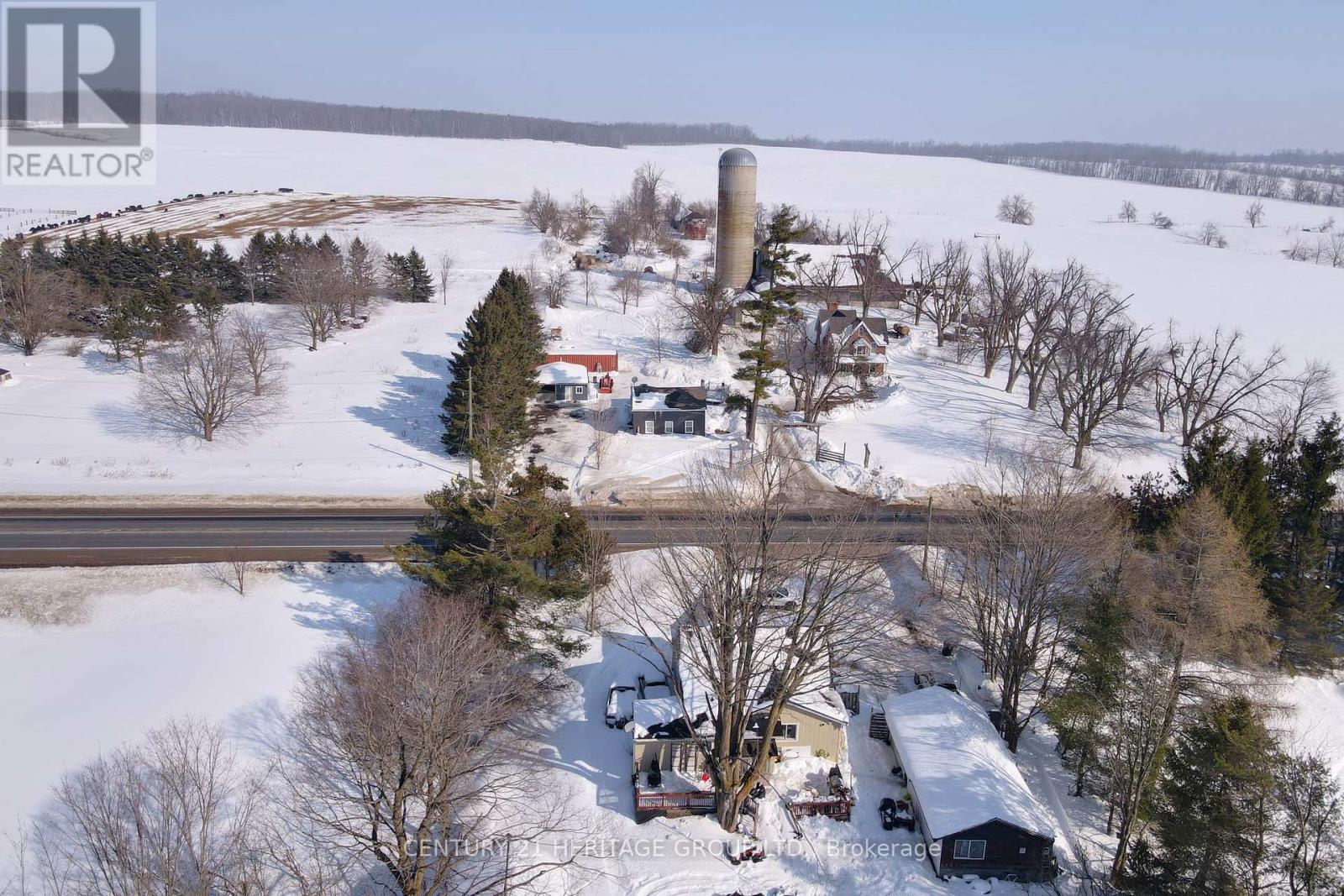 1945 Penetanguishene Road, Oro-Medonte, Ontario  L4M 4Y8 - Photo 41 - S12830926