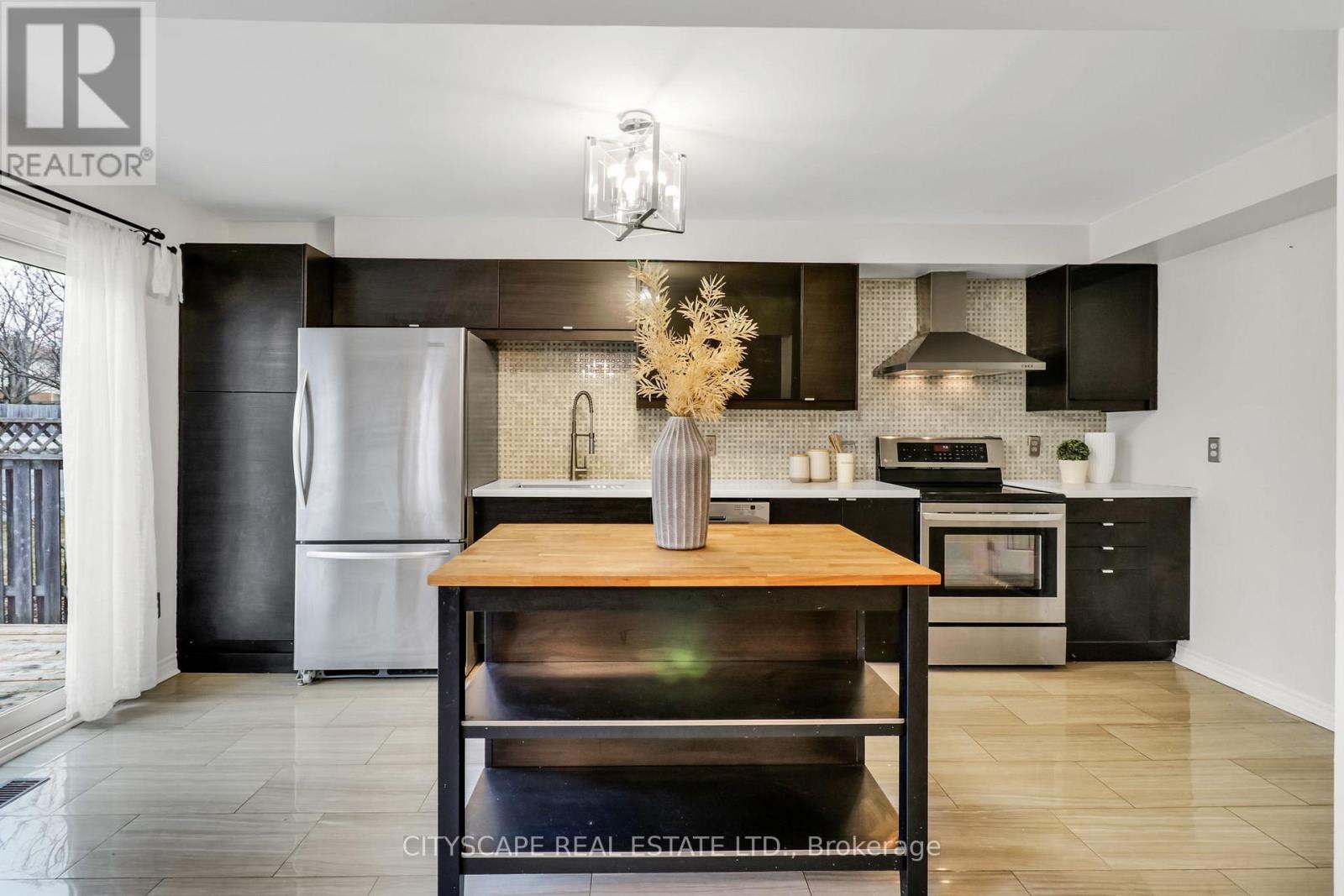 79 Weatherup Crescent, Barrie (West Bayfield), Ontario  L4N 7J7 - Photo 16 - S12830964