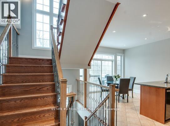 32 River Rock Crescent, Brampton, Ontario  L7A 2W4 - Photo 9 - W12830954