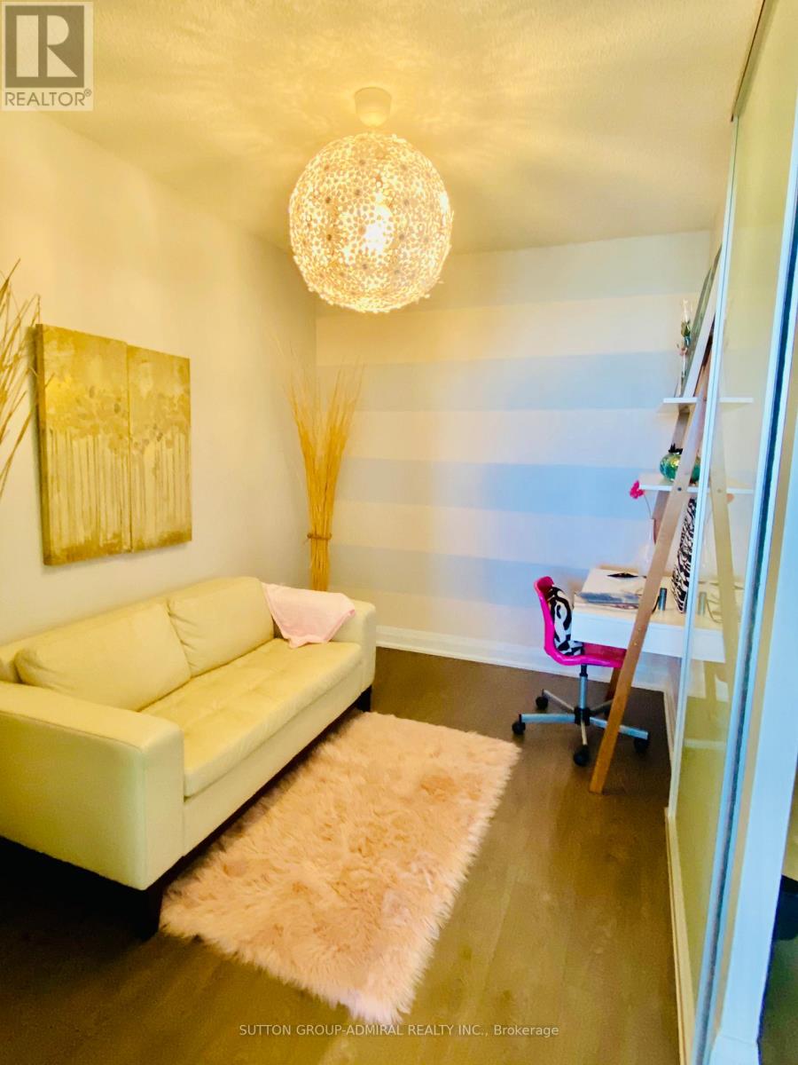 1511 - 9 Valhalla Inn Road, Toronto, Ontario  M9B 0B2 - Photo 10 - W12830982