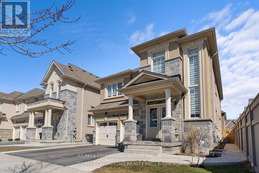 151 Russell Creek Drive, Brampton, Ontario  L6R 4B4 - Photo 3 - W12830992