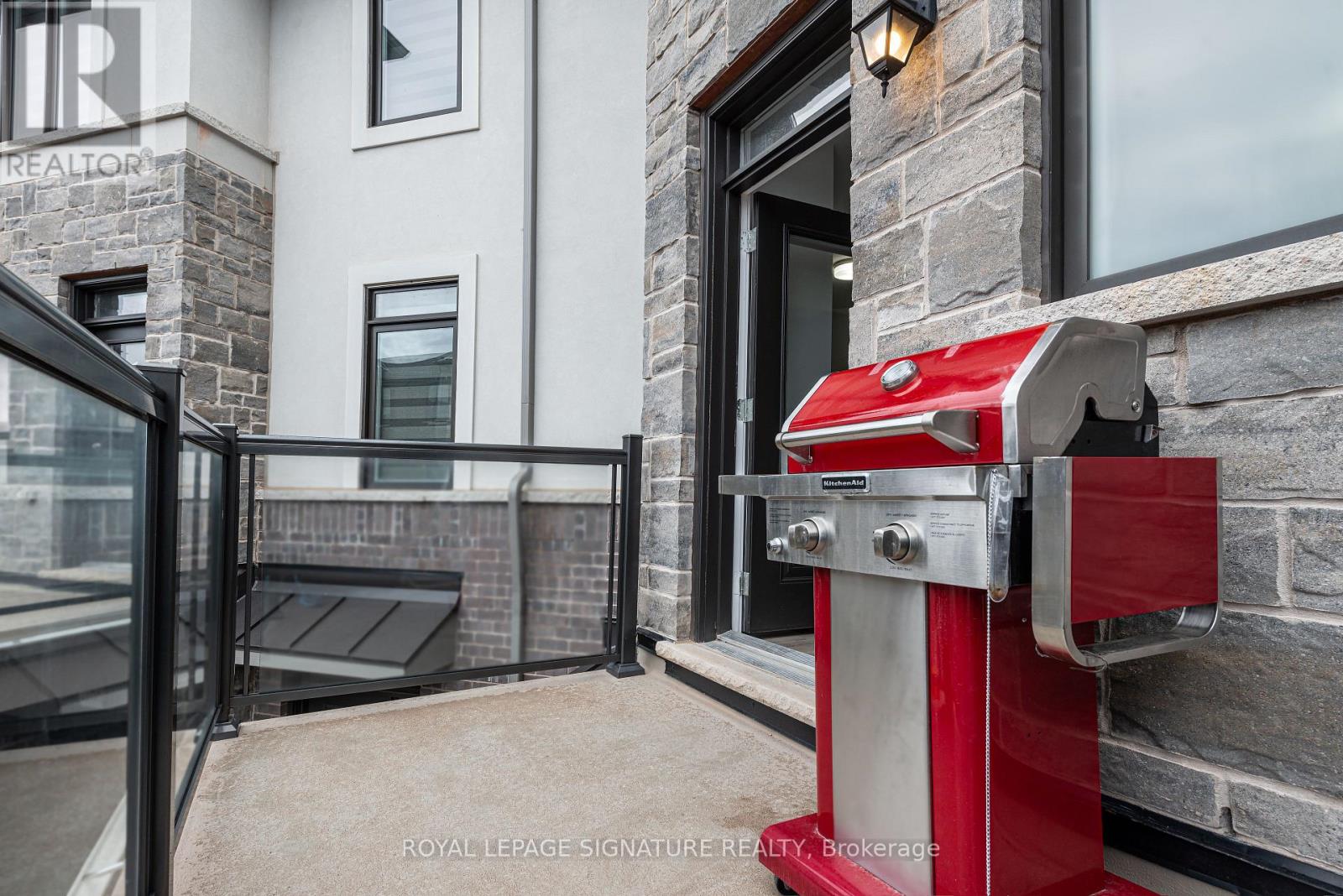 2166 Postmaster Drive, Oakville, Ontario  L6M 5T1 - Photo 19 - W12831002