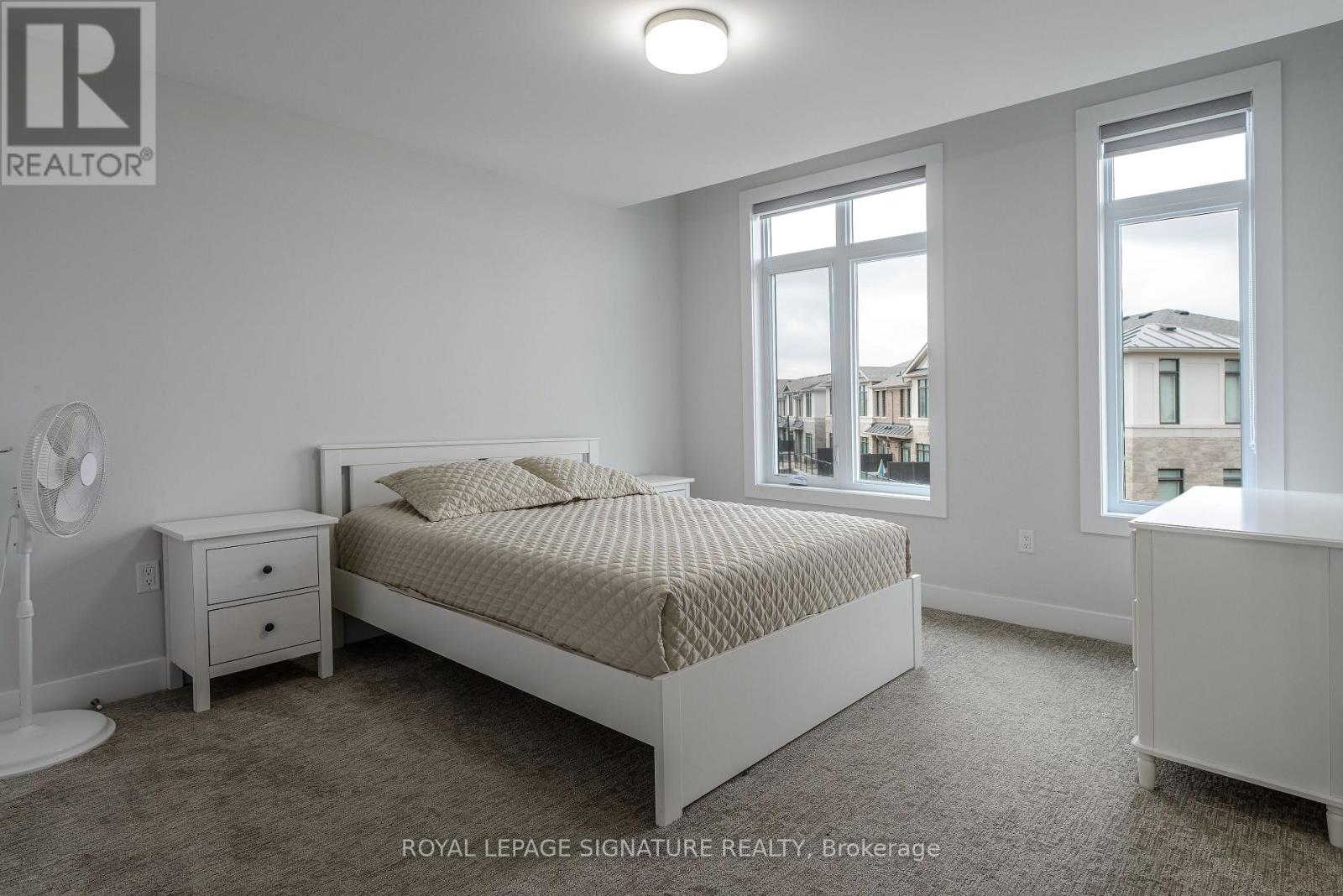 2166 Postmaster Drive, Oakville, Ontario  L6M 5T1 - Photo 21 - W12831002