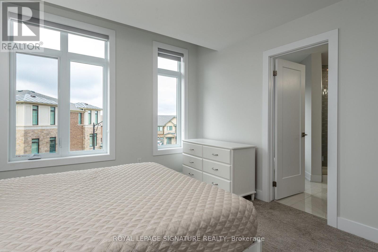 2166 Postmaster Drive, Oakville, Ontario  L6M 5T1 - Photo 25 - W12831002