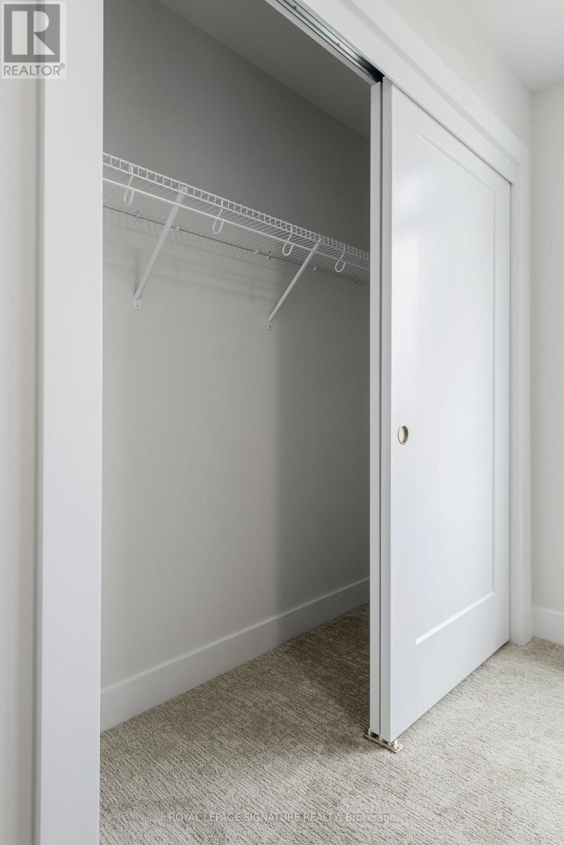 2166 Postmaster Drive, Oakville, Ontario  L6M 5T1 - Photo 28 - W12831002