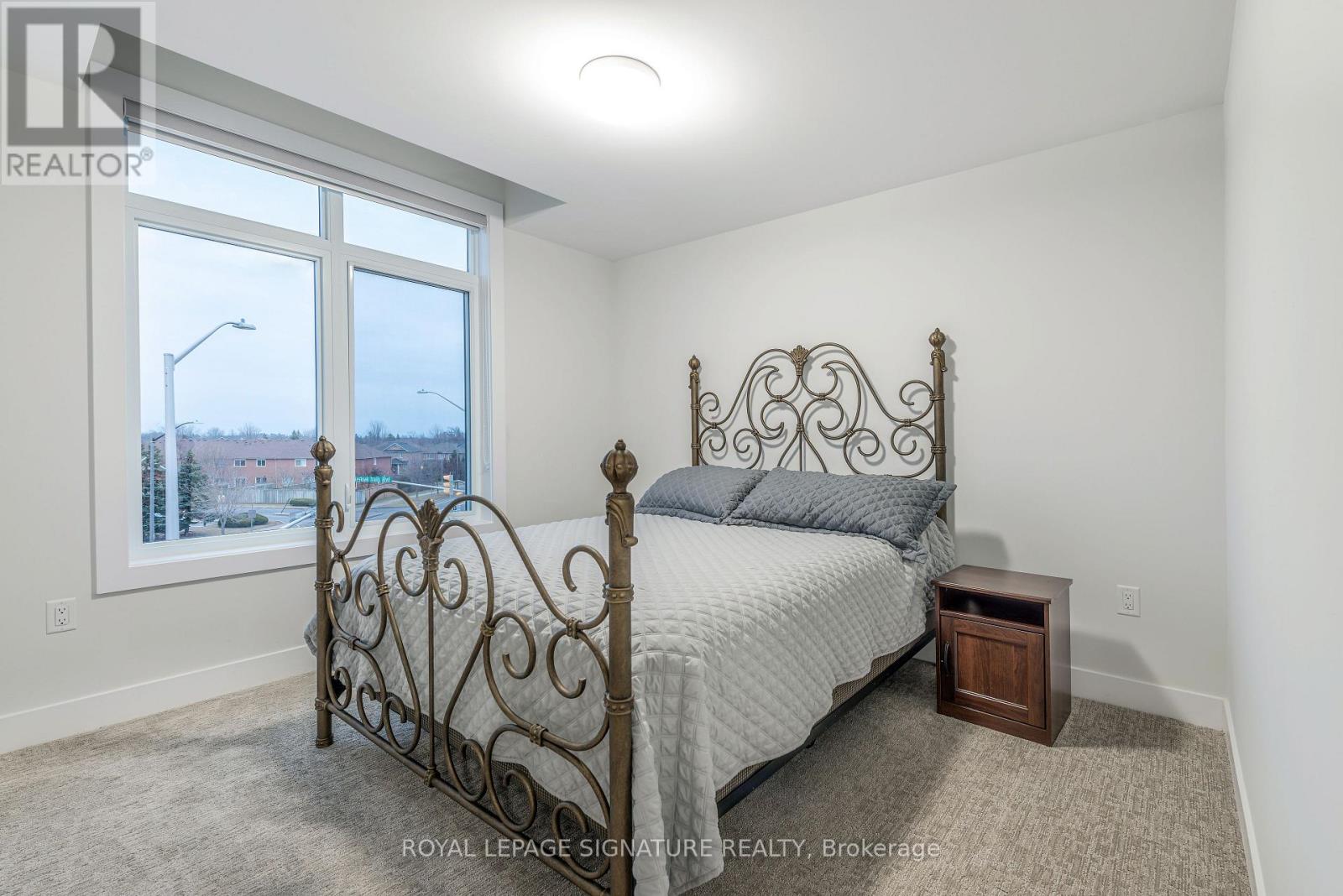 2166 Postmaster Drive, Oakville, Ontario  L6M 5T1 - Photo 30 - W12831002