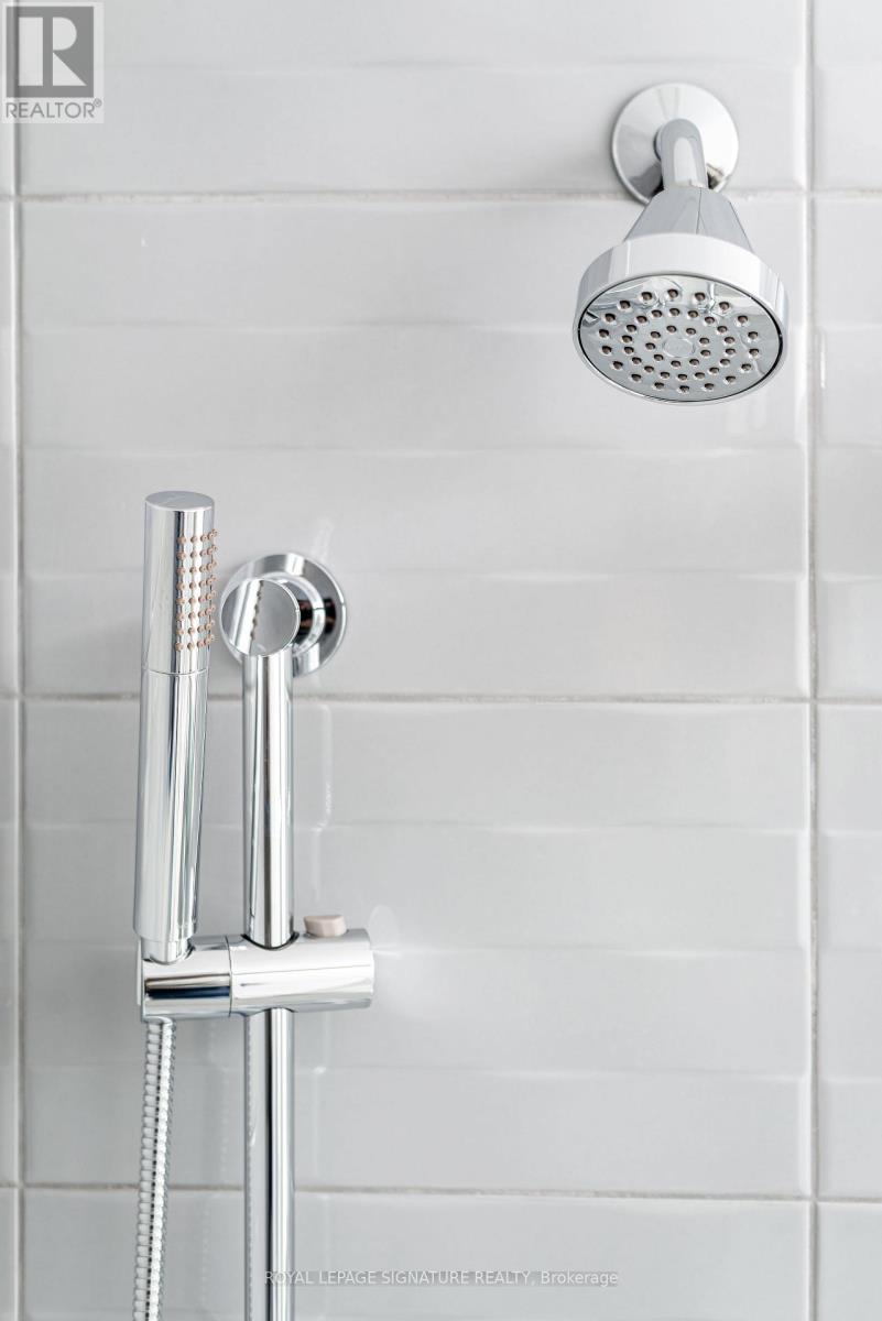 2166 Postmaster Drive, Oakville, Ontario  L6M 5T1 - Photo 38 - W12831002