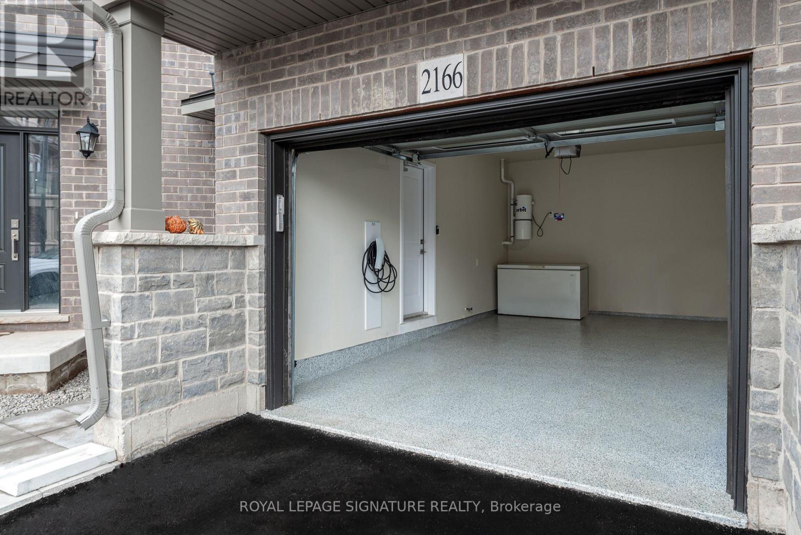 2166 Postmaster Drive, Oakville, Ontario  L6M 5T1 - Photo 49 - W12831002