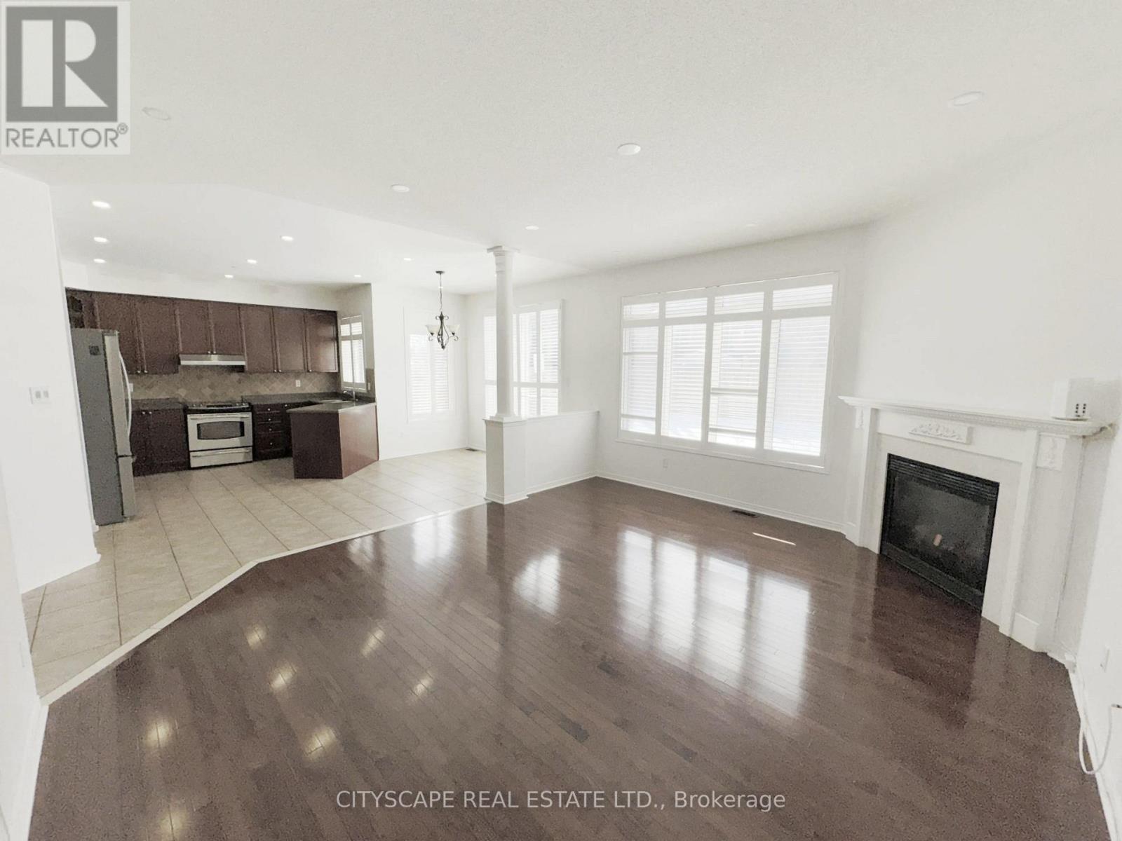 5476 Freshwater Drive, Mississauga, Ontario  L5M 0J8 - Photo 14 - W12831010