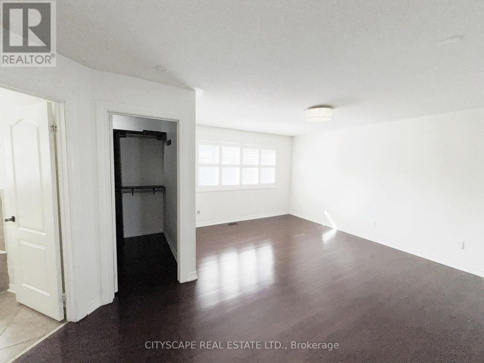 5476 Freshwater Drive, Mississauga, Ontario  L5M 0J8 - Photo 20 - W12831010