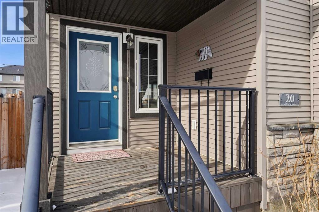 20 Almond Crescent, Blackfalds, Alberta  T4M 0J6 - Photo 2 - A2288224