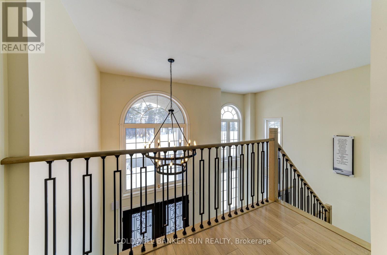 33 Ellis Crescent, Kawartha Lakes, Ontario  K9V 0A5 - Photo 29 - X12830942