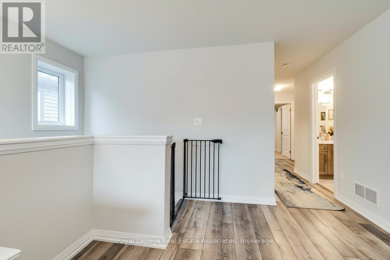 87 Acacia Road, Pelham, Ontario  L0S 1E1 - Photo 16 - X12830980