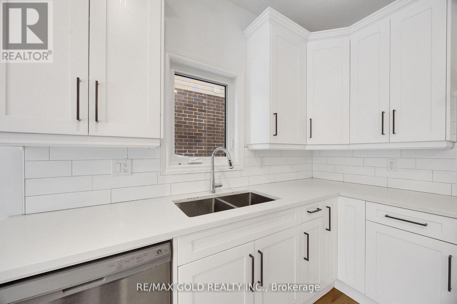 Photo 16 of 38 for 259 Byers Street