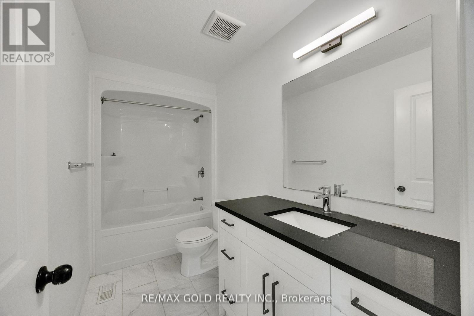 Photo 23 of 38 for 259 Byers Street