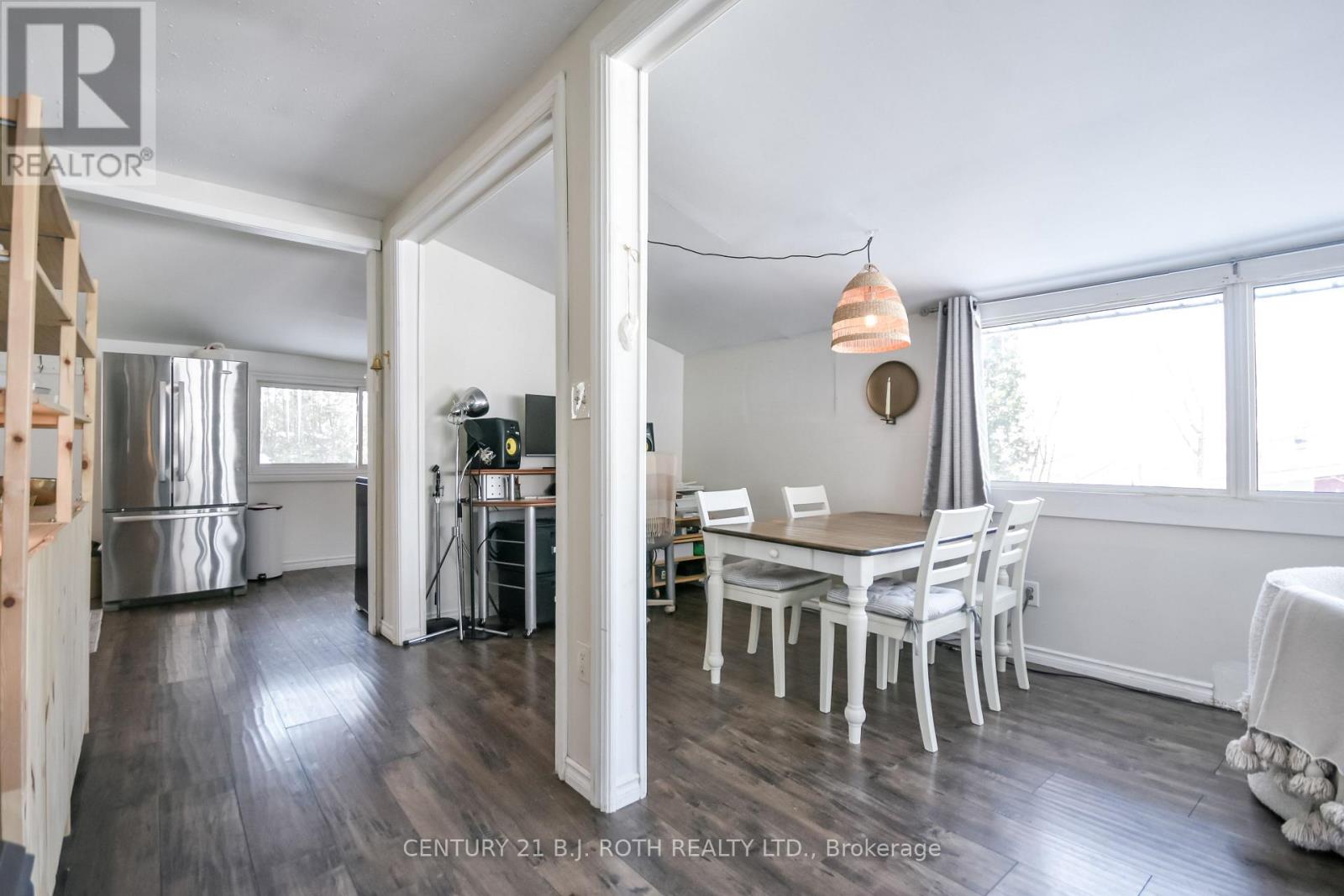 112 Ouida Street, Tay (Waubaushene), Ontario  L0K 2C0 - Photo 14 - S12830682