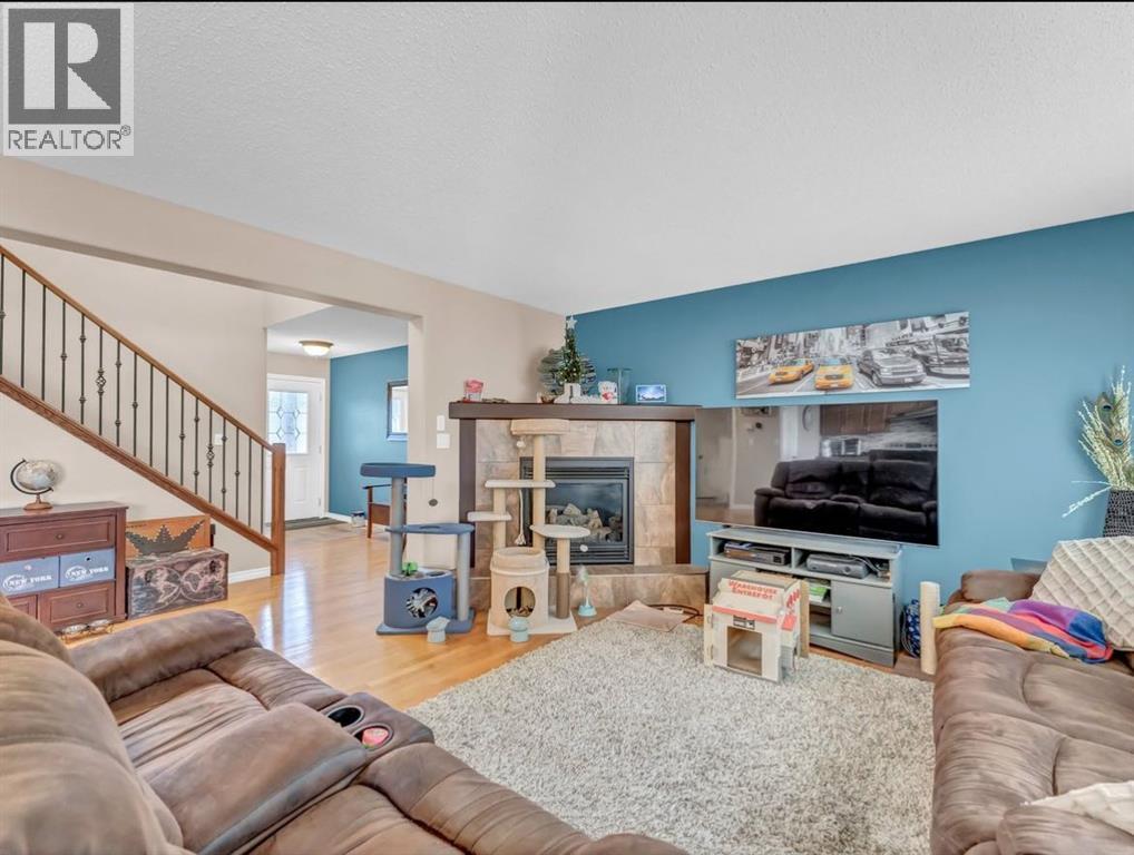 28 Saamis Close Sw, Medicine Hat, Alberta  T1B 4v6 - Photo 7 - A2279365