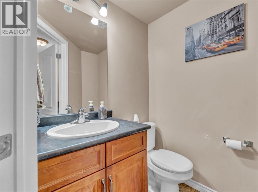 28 Saamis Close Sw, Medicine Hat, Alberta  T1B 4v6 - Photo 28 - A2279365