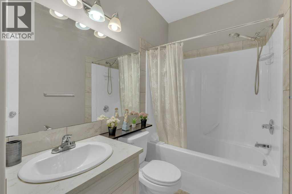 8 Horne Close, Sylvan Lake, Alberta  T4S 0C4 - Photo 18 - A2288401