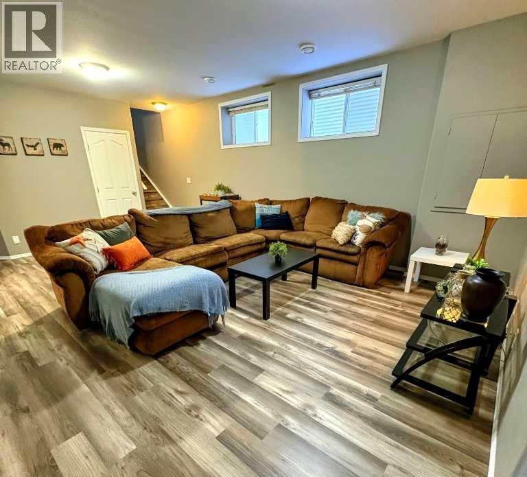 8 Horne Close, Sylvan Lake, Alberta  T4S 0C4 - Photo 24 - A2288401