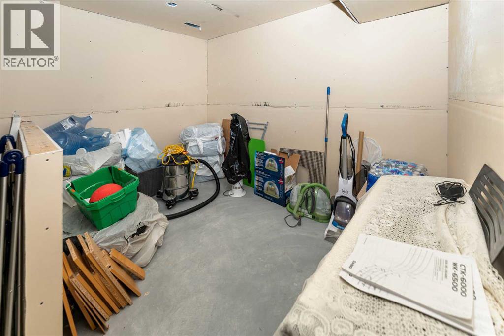 63 Hawkmount Green Nw, Calgary, Alberta T3G 3T9 - Photo 31 - A2288583