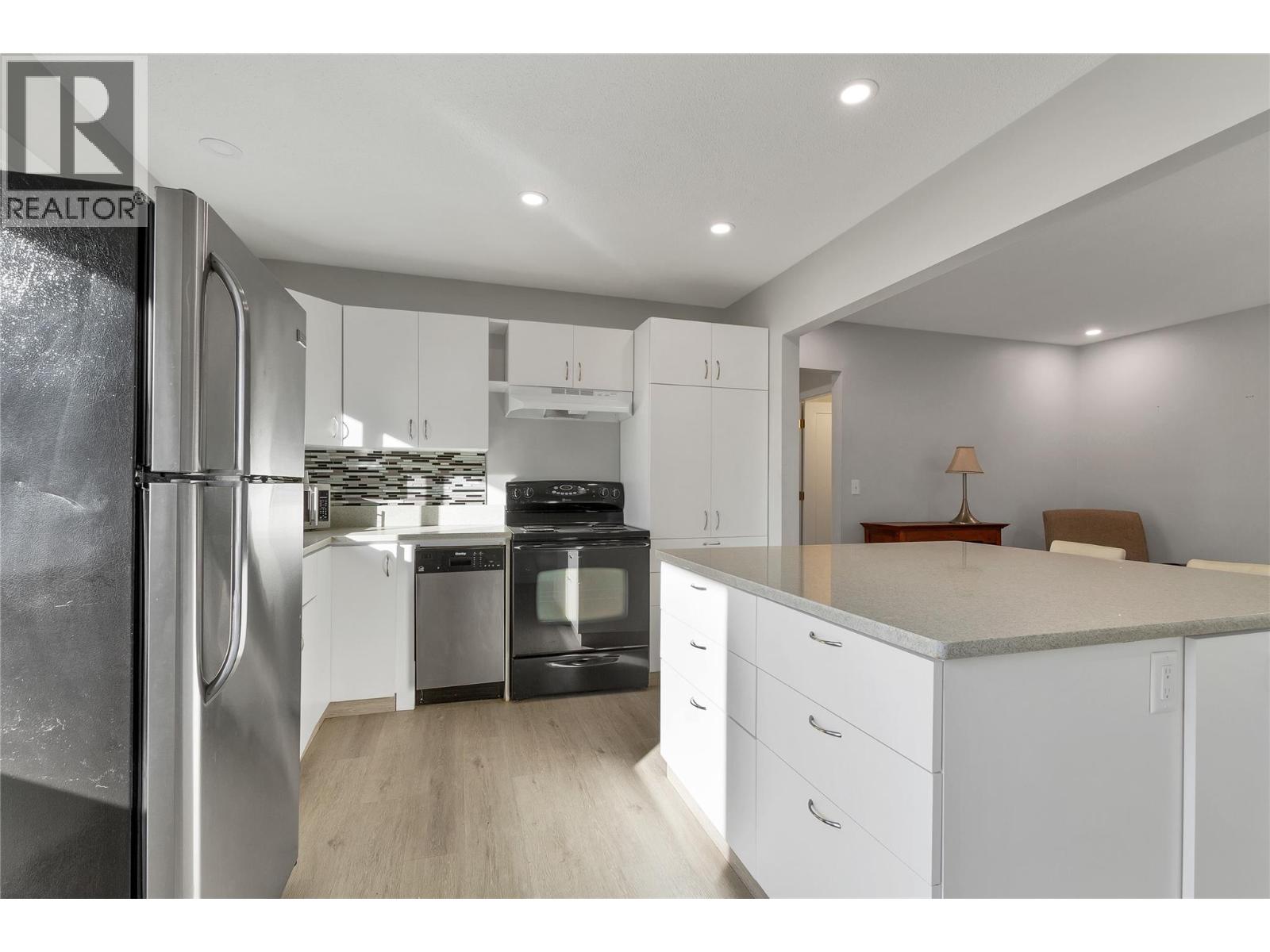 4018 Pleasant Valley Road, Vernon, British Columbia  V1T 4M2 - Photo 7 - 10373713