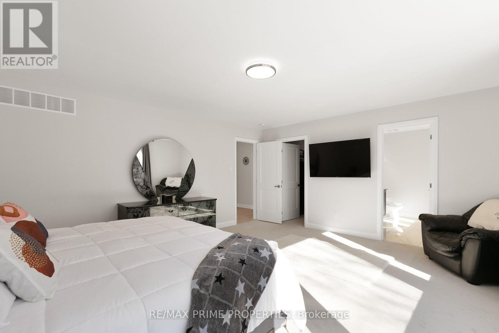 820 Mercier Crescent, Ottawa, Ontario K1W 0N6 - Photo 23 - X12831114