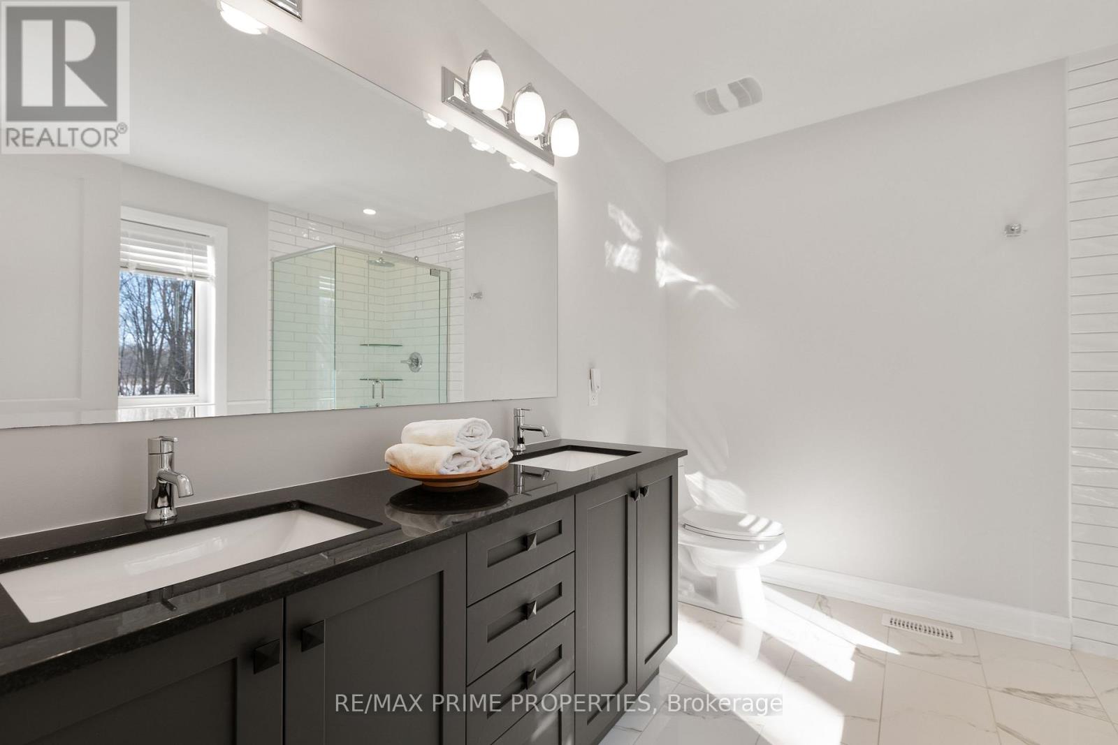 820 Mercier Crescent, Ottawa, Ontario K1W 0N6 - Photo 24 - X12831114