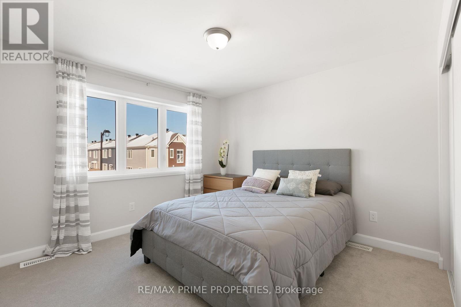 820 Mercier Crescent, Ottawa, Ontario K1W 0N6 - Photo 28 - X12831114