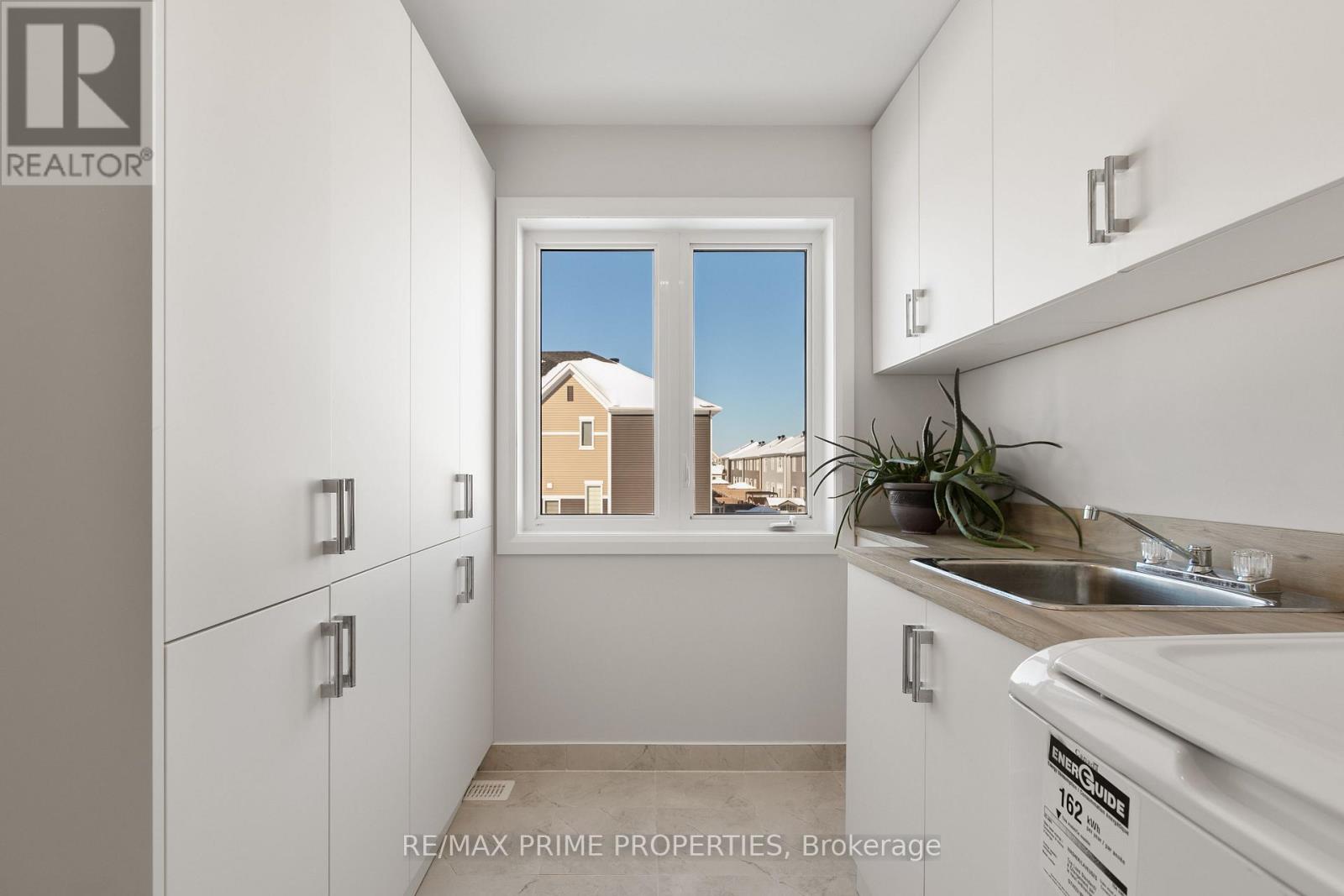 820 Mercier Crescent, Ottawa, Ontario K1W 0N6 - Photo 30 - X12831114