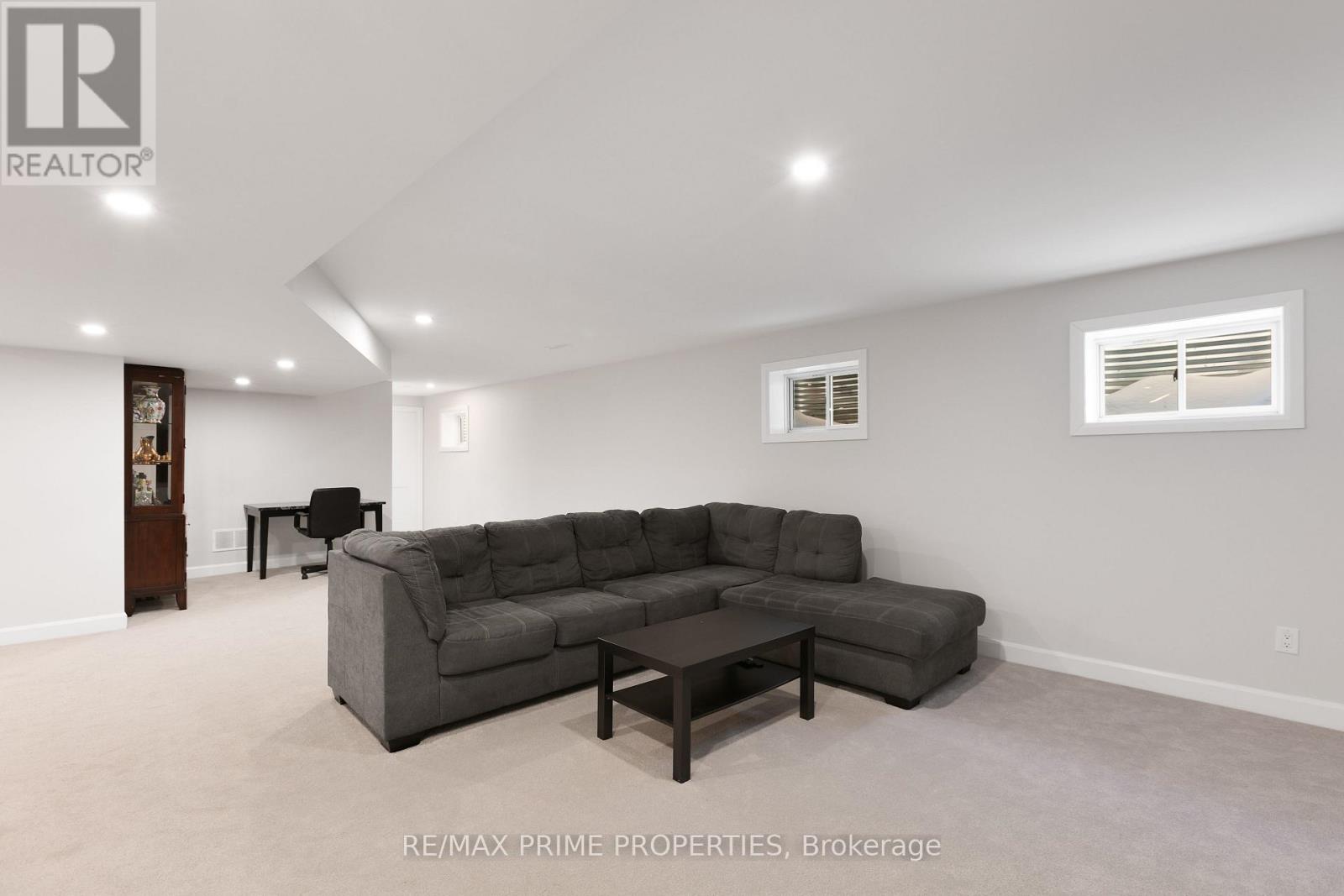 820 Mercier Crescent, Ottawa, Ontario K1W 0N6 - Photo 34 - X12831114