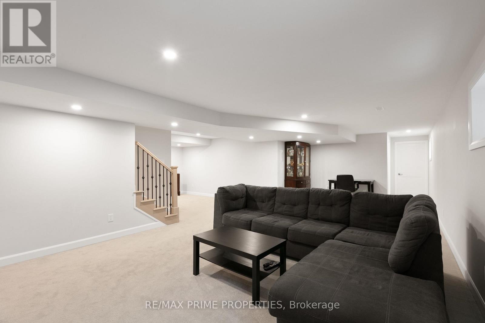 820 Mercier Crescent, Ottawa, Ontario K1W 0N6 - Photo 35 - X12831114