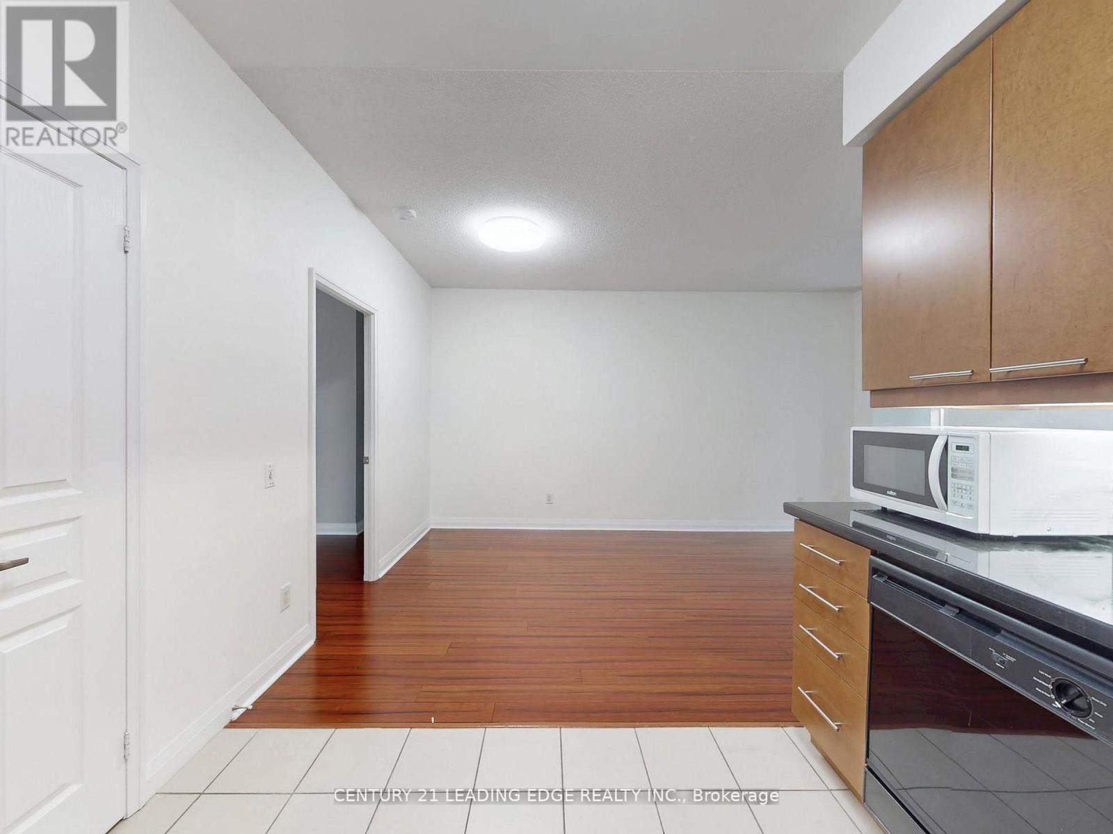 401 - 1121 Bay Street, Toronto, Ontario  M5S 3L9 - Photo 15 - C12831020