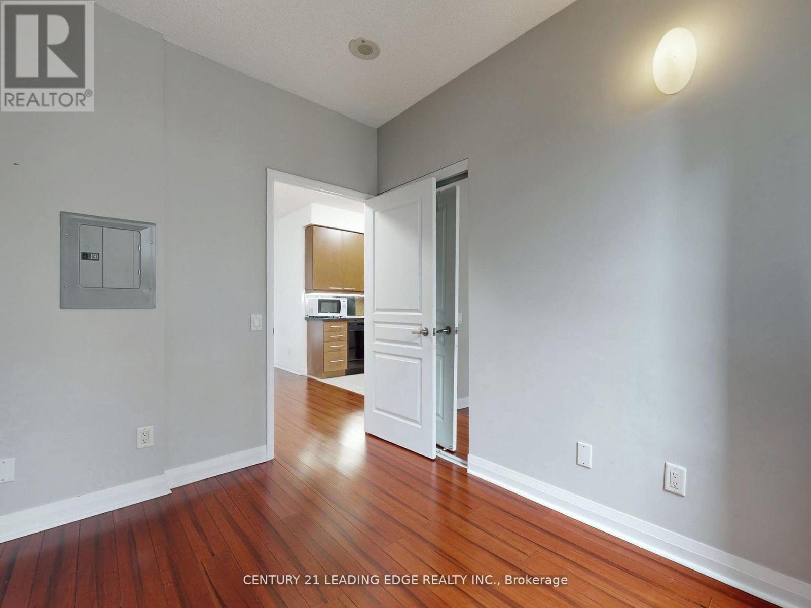 401 - 1121 Bay Street, Toronto, Ontario  M5S 3L9 - Photo 20 - C12831020