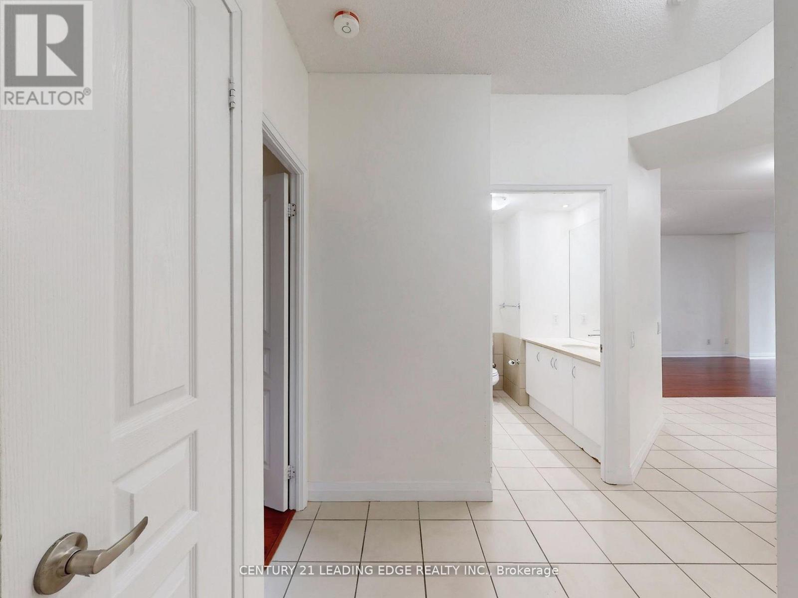 401 - 1121 Bay Street, Toronto, Ontario  M5S 3L9 - Photo 30 - C12831020