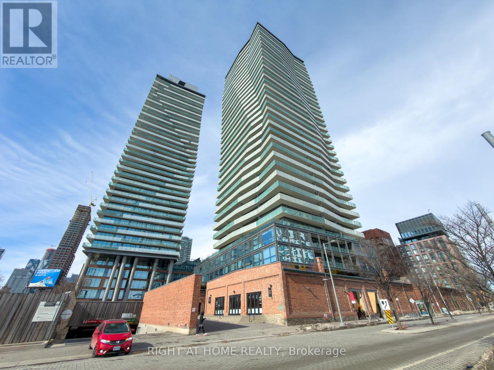 1101 - 390 CHERRY STREET, Toronto, Ontario