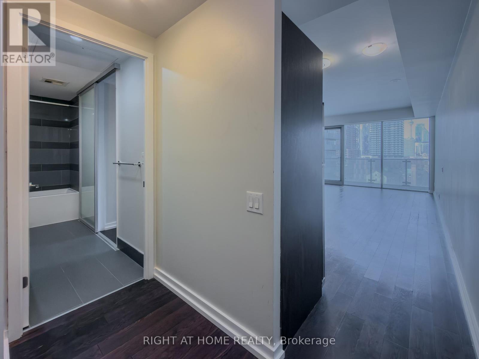 1101 - 390 Cherry Street, Toronto, Ontario  M5A 0E2 - Photo 17 - C12831112