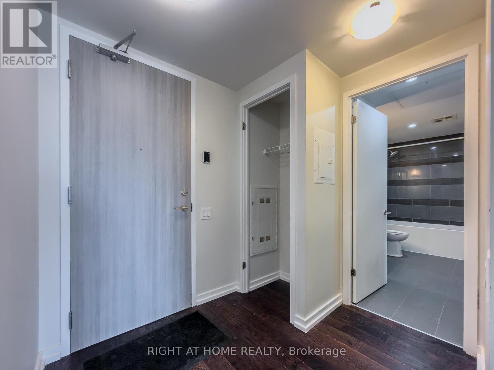 1101 - 390 Cherry Street, Toronto, Ontario  M5A 0E2 - Photo 18 - C12831112