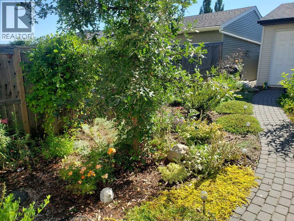 165 Cranford Drive Se, Calgary, Alberta  T3M 0W8 - Photo 2 - A2289273