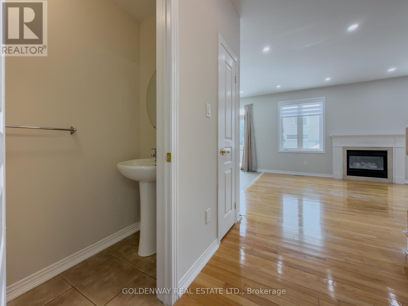 33 Nichols Boulevard, Markham, Ontario  L6C 3A6 - Photo 17 - N12825426