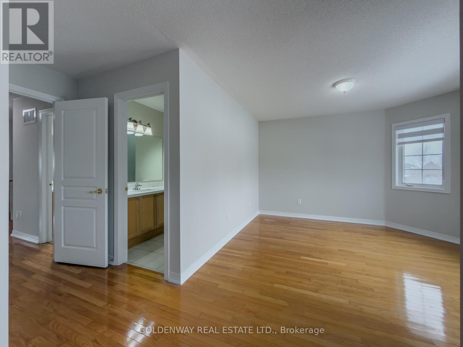 33 Nichols Boulevard, Markham, Ontario  L6C 3A6 - Photo 33 - N12825426