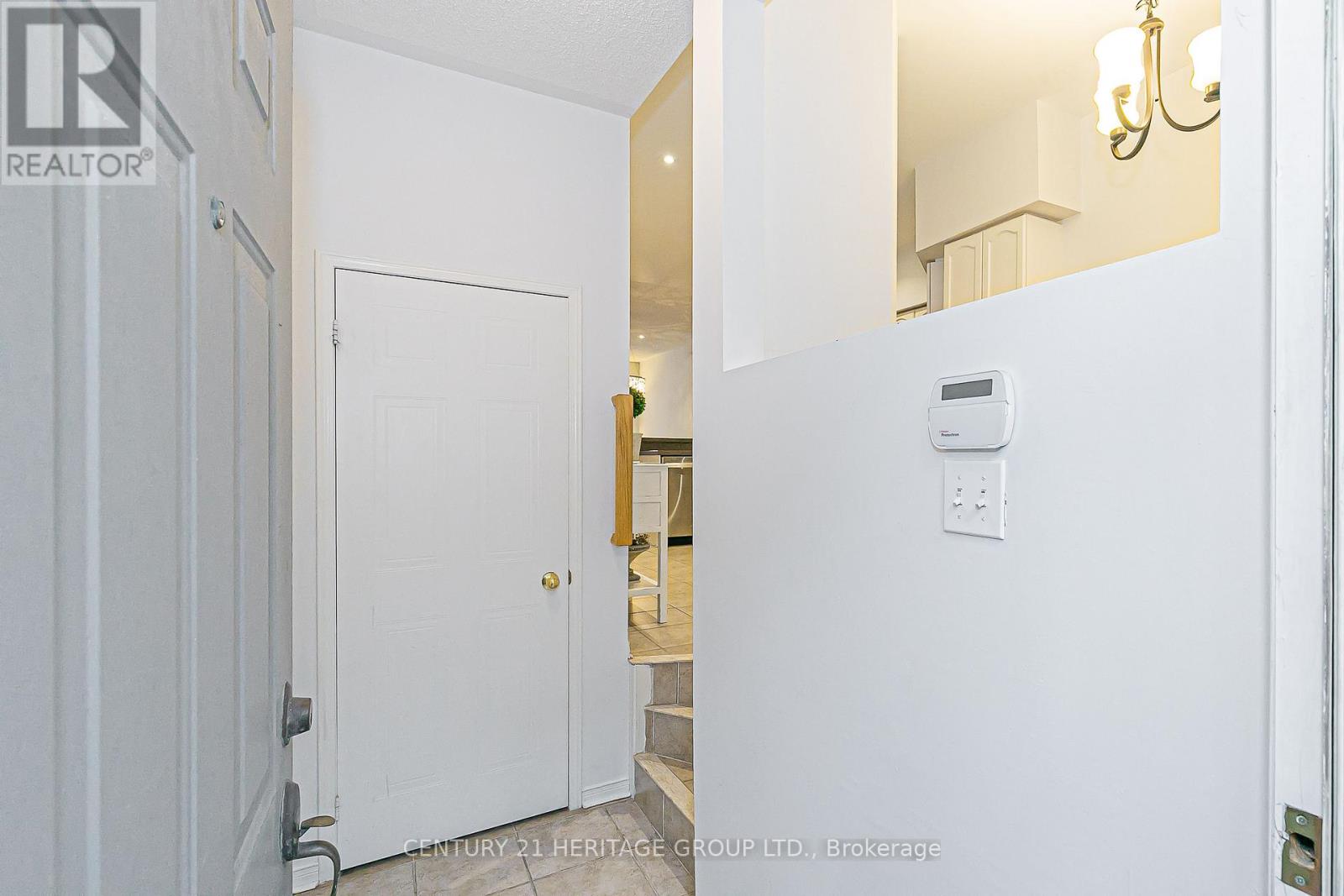 66 - 23 Observatory Lane, Richmond Hill, Ontario  L4C 0M7 - Photo 3 - N12831018